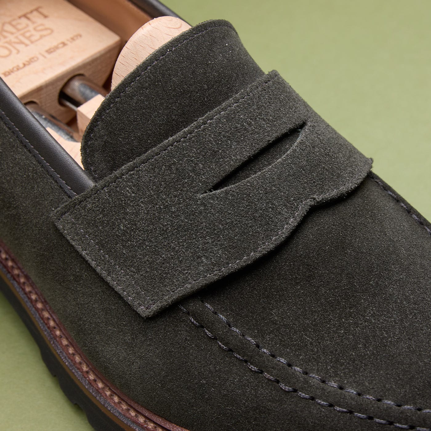 Boston 2 Earth Green Suede - Image 4