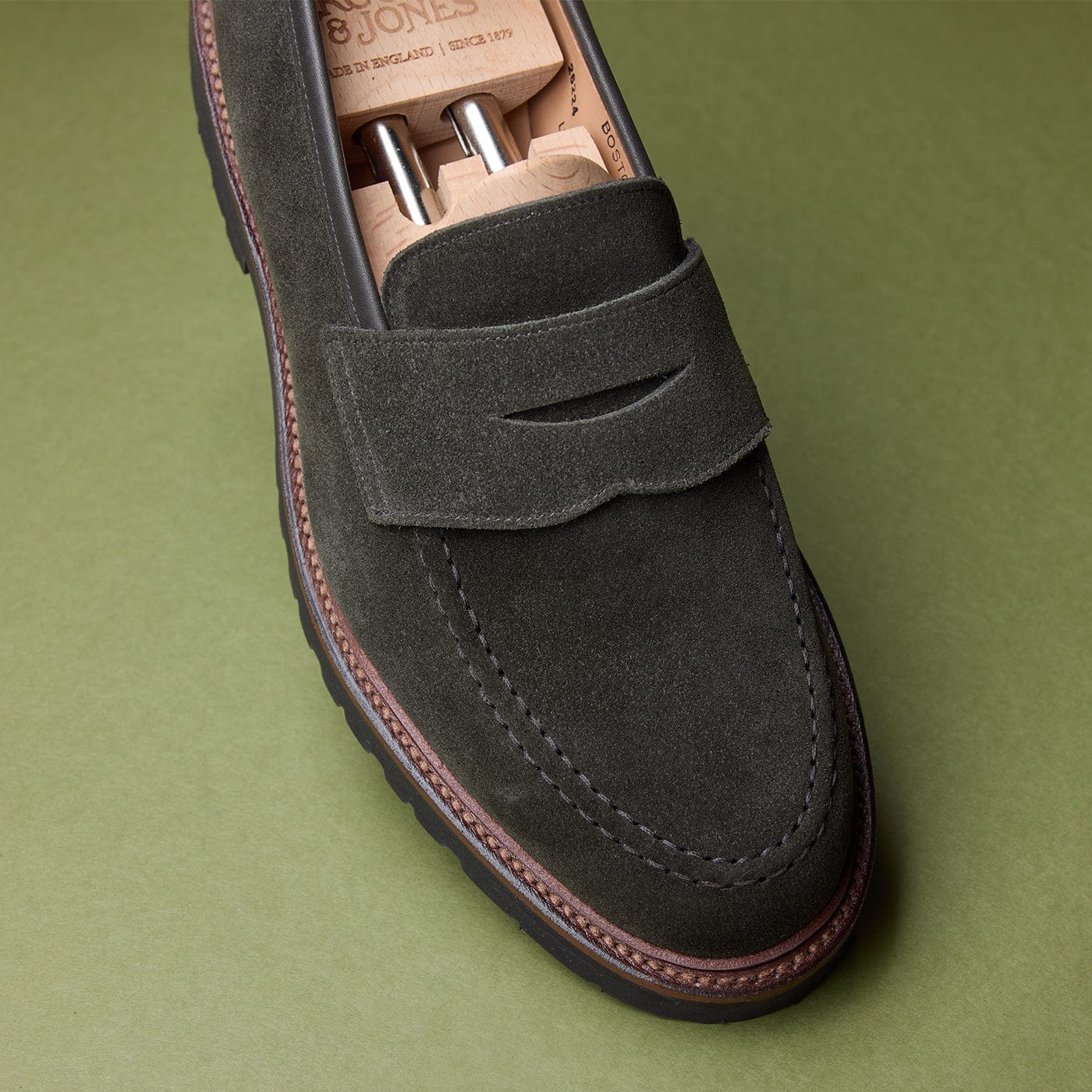 Boston 2 Earth Green Suede - Image 6