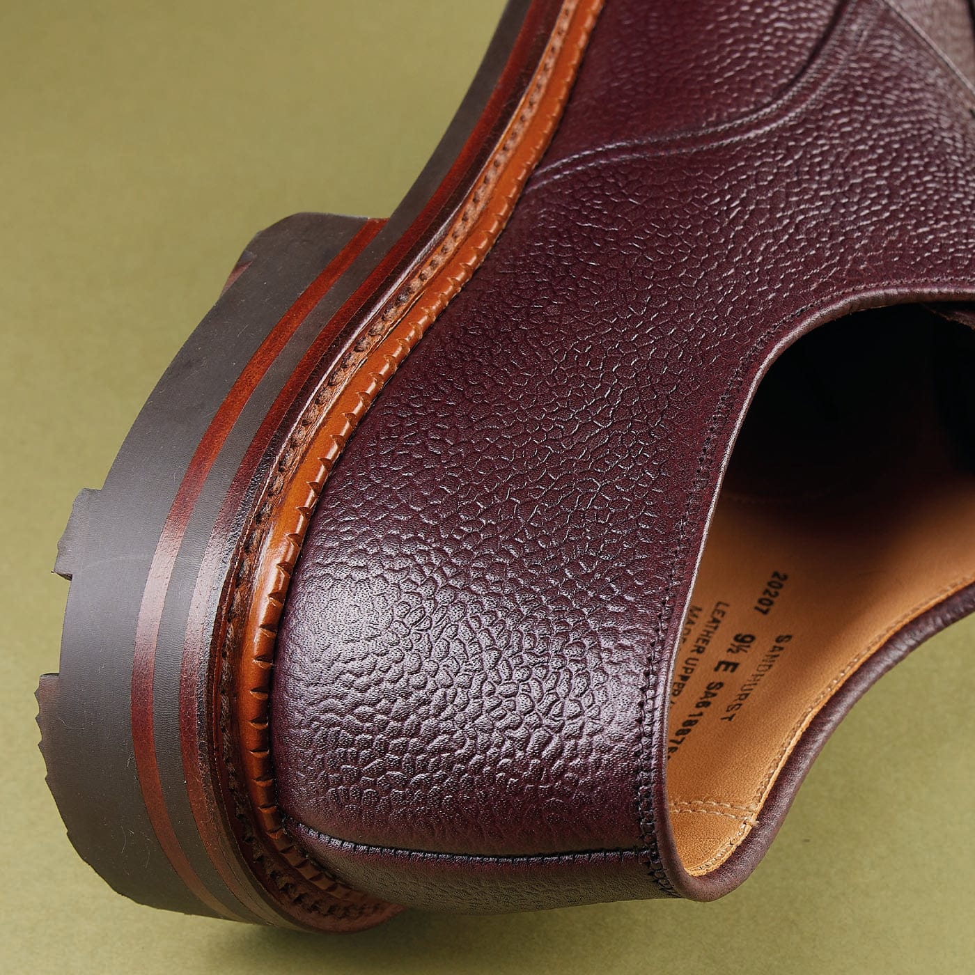 Sandhurst Oxblood Zug Grain - Image 4